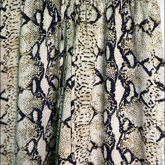 3/$25 PATRIZIA LUCA Animal Print Wide Leg Pants.Size XS - Picture 3 of 10